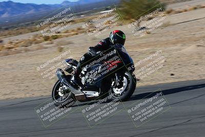 media/Jan-09-2022-SoCal Trackdays (Sun) [[2b1fec8404]]/Turn 8 (1045am)/